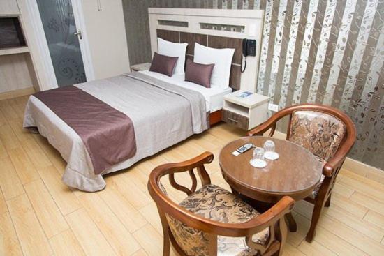 Quadrum 3*